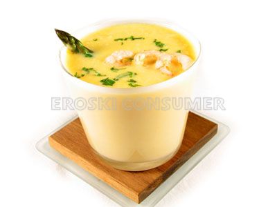 Sopa de maíz con gambas